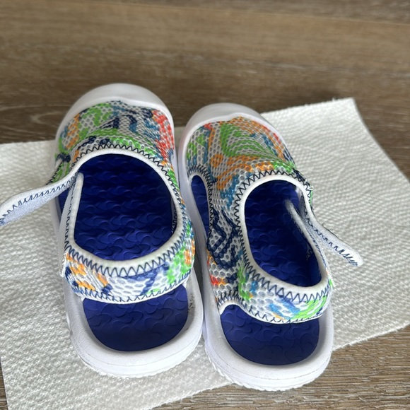 Li-Ning kids sandal with soft sole and toe protection - Picture 5 of 8